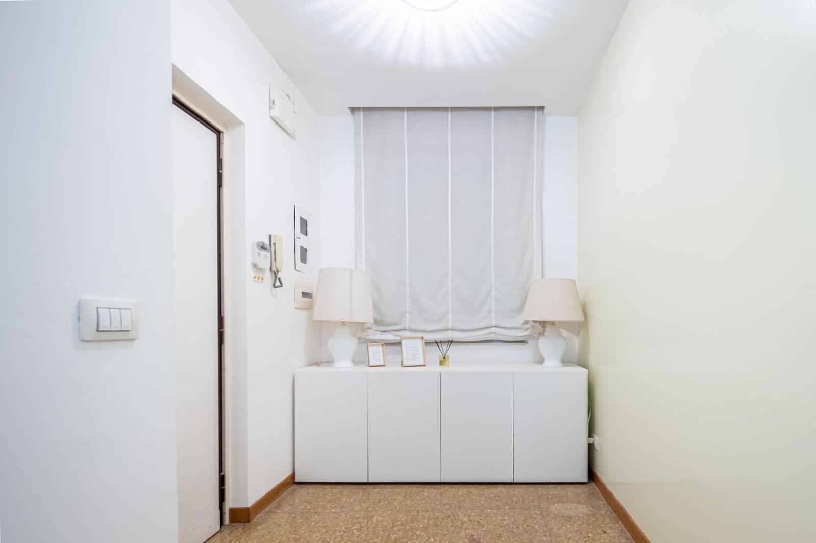 King Size Wifi Air Conditioning Tv50 10min Colosseo-trastevere Appartement Rome