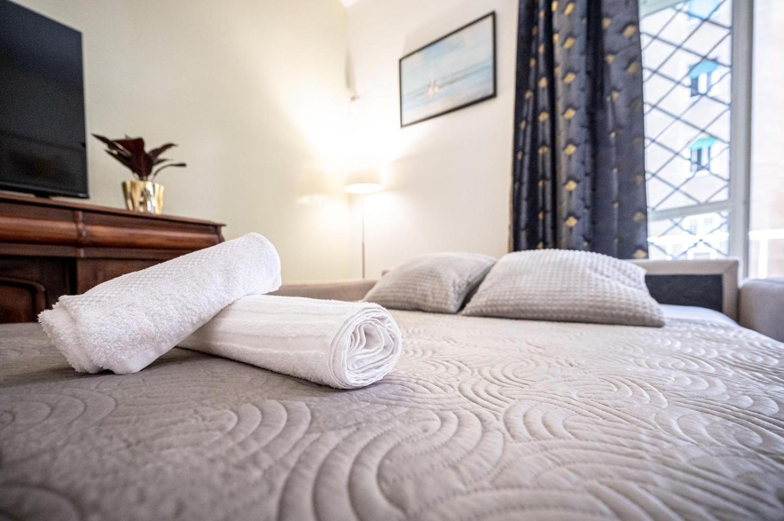 King Size Wifi Air Conditioning Tv50 10min Colosseo-trastevere Appartement Rome